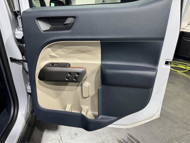 Certified 2025 Ford Maverick Lariat AWD/4WD image 24
