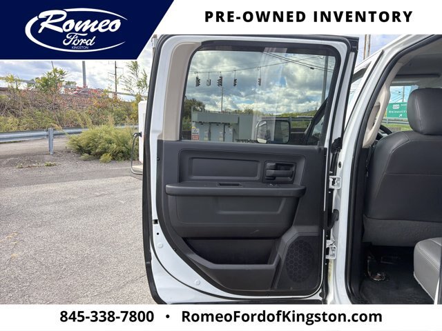 Used 2017 RAM 3500 Tradesman w/ Chrome Appearance Group AWD/4WD image 24