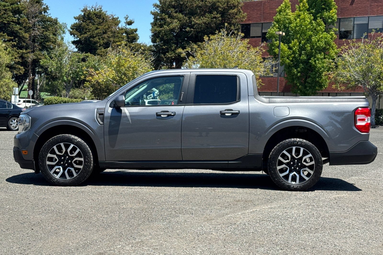 Certified 2022 Ford Maverick Lariat w/ Lariat Luxury Package AWD/4WD image 7