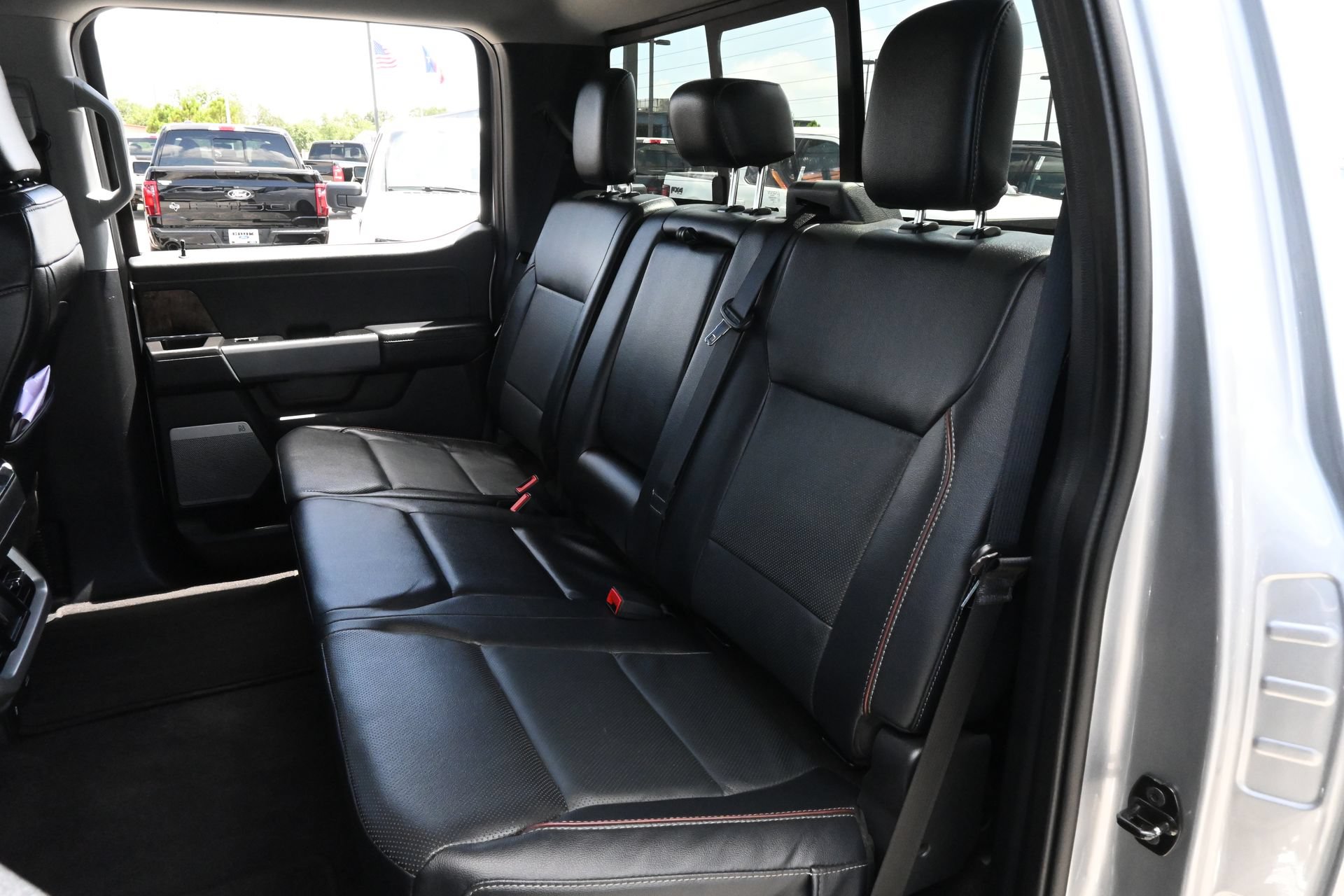 Certified 2023 Ford F150 Lariat w/ Trailer Tow Package AWD/4WD image 18