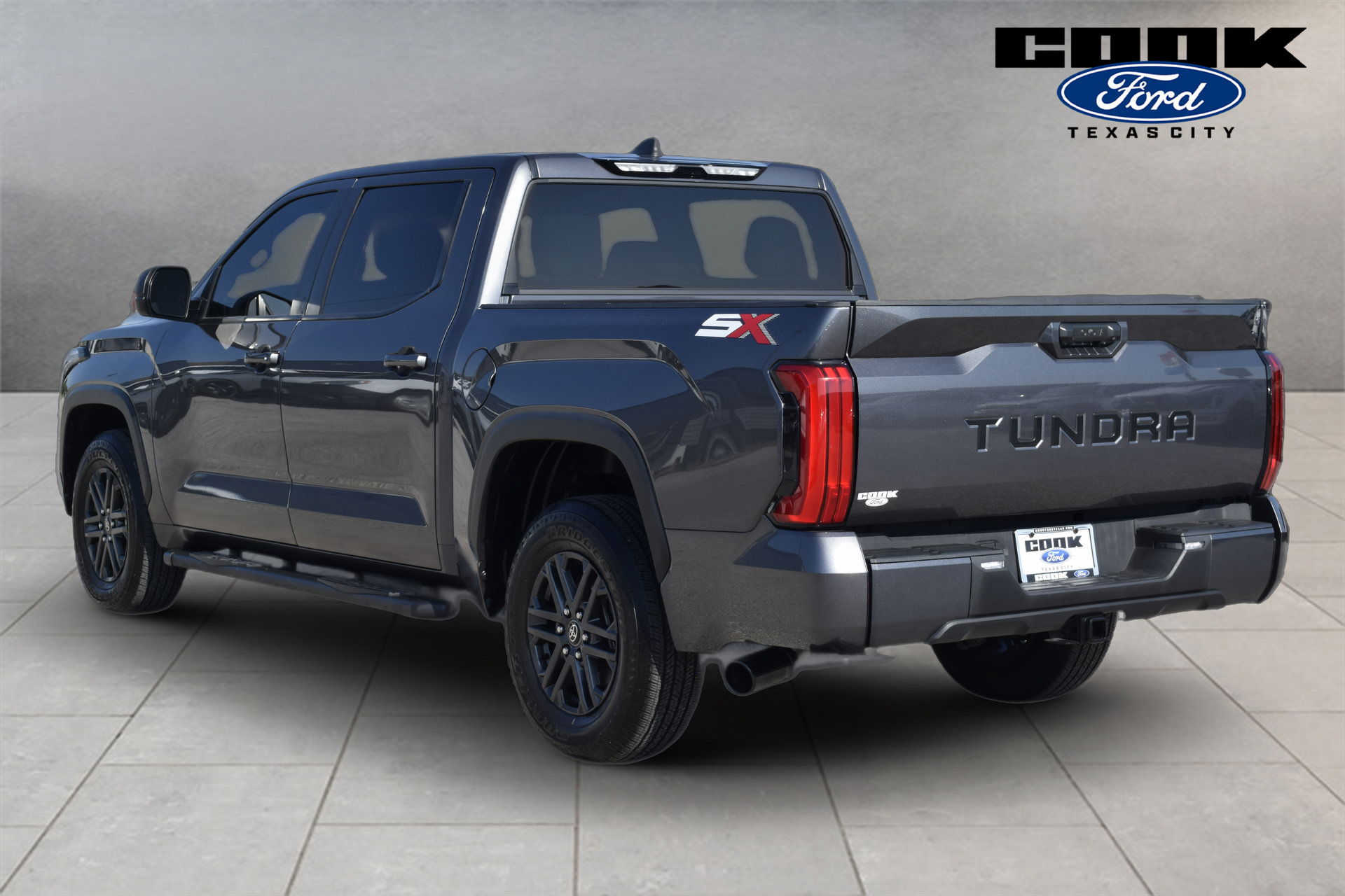 Used 2025 Toyota Tundra SR5 w/ SX Package RWD image 4