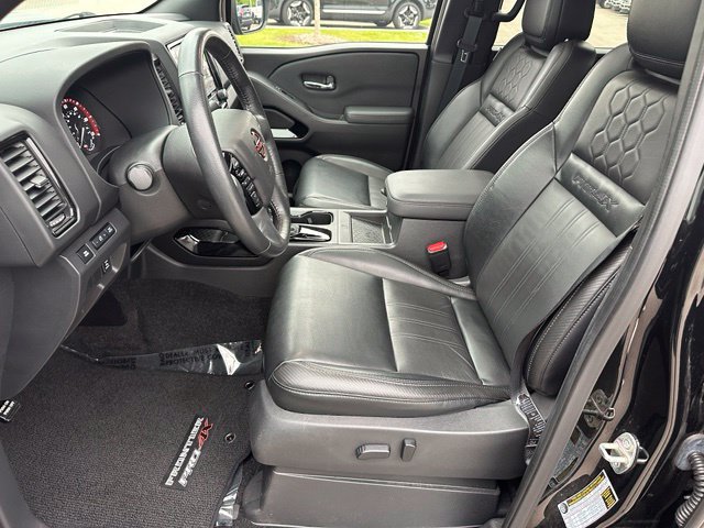 Used 2022 Nissan Frontier PRO-4X w/ Pro-4X Premium Package AWD/4WD image 38