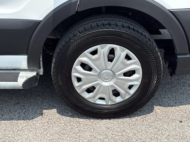 Certified 2025 Ford Transit 250 Low Roof w/ Exterior Upgrade Package RWD image 9