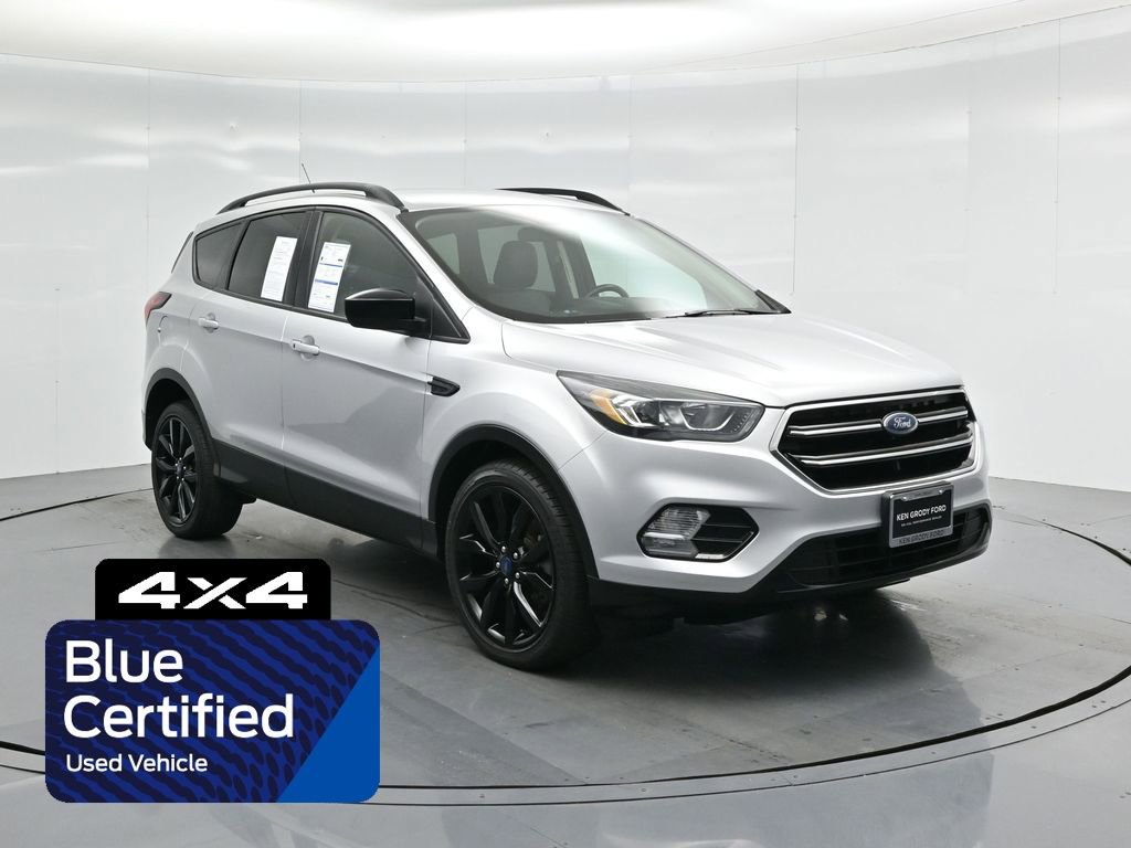 Certified 2019 Ford Escape SE image 1