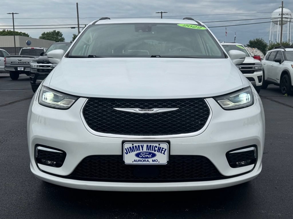 Used 2022 Chrysler Pacifica Touring-L FWD image 32