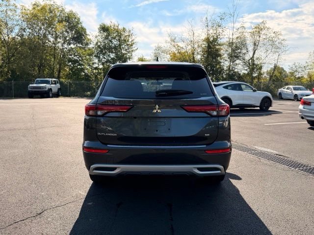 Used 2024 Mitsubishi Outlander AWD image 6