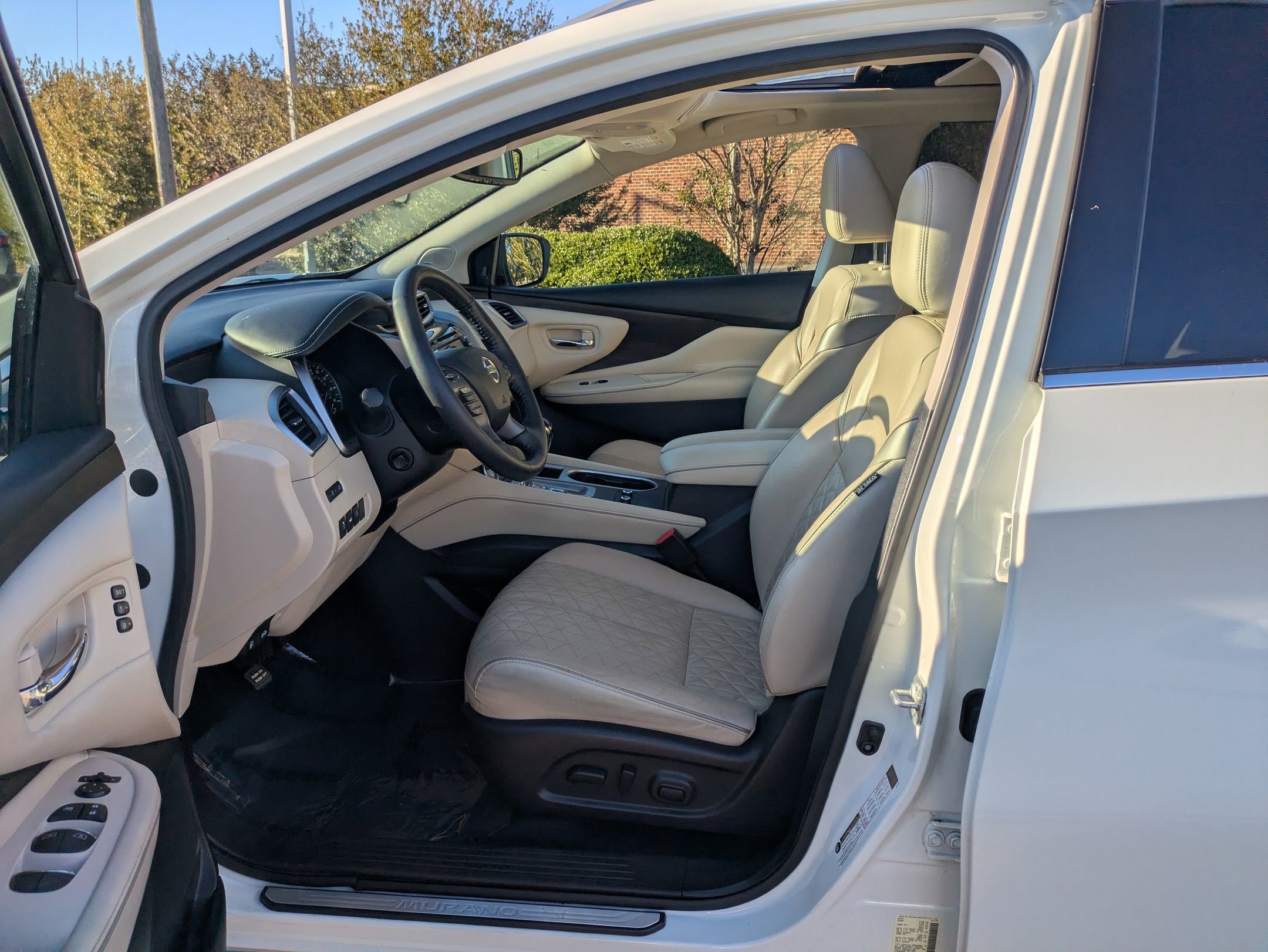 Used 2020 Nissan Murano Platinum image 15