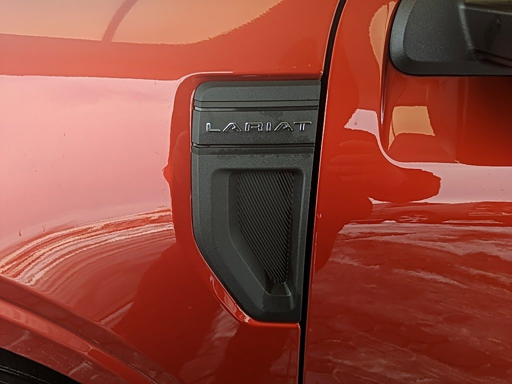 Certified 2022 Ford Maverick Lariat w/ Lariat Luxury Package image 13