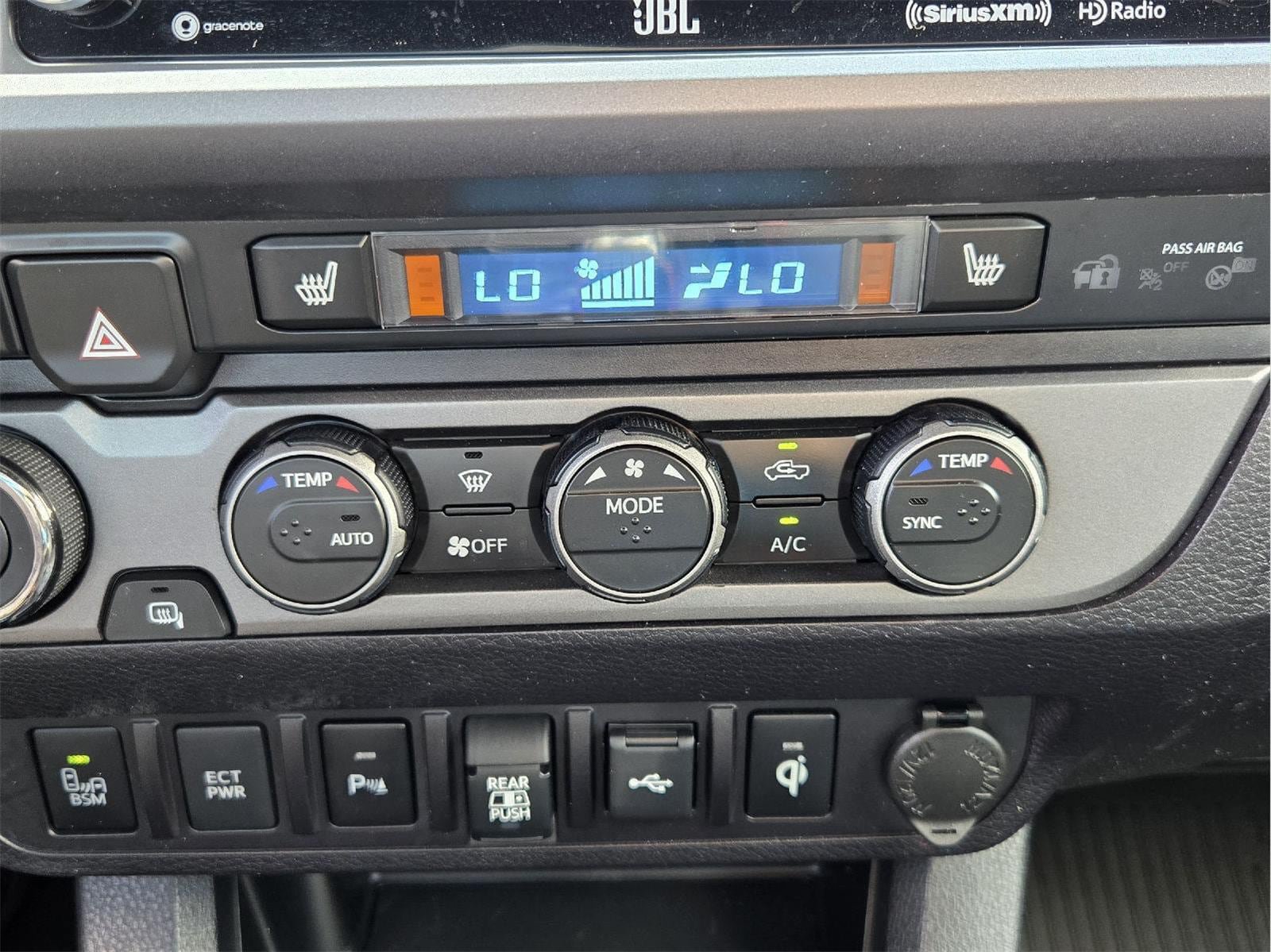 Used 2022 Toyota Tacoma TRD Pro AWD/4WD image 16