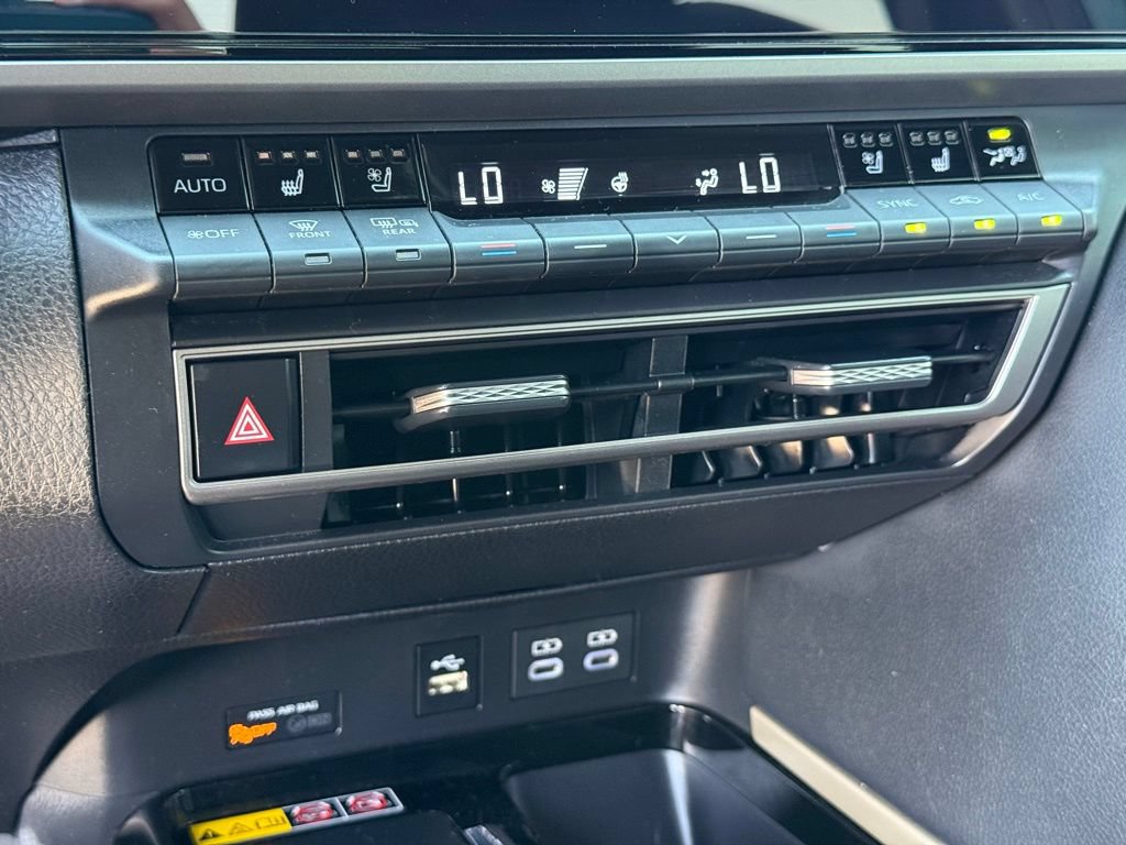 Used 2025 Toyota Camry XSE w/ Premium Plus Package FWD image 11