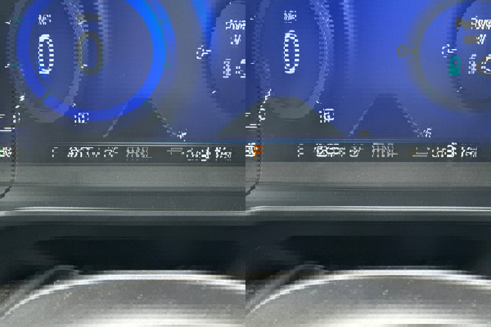 Certified 2022 Ford Escape Titanium image 27