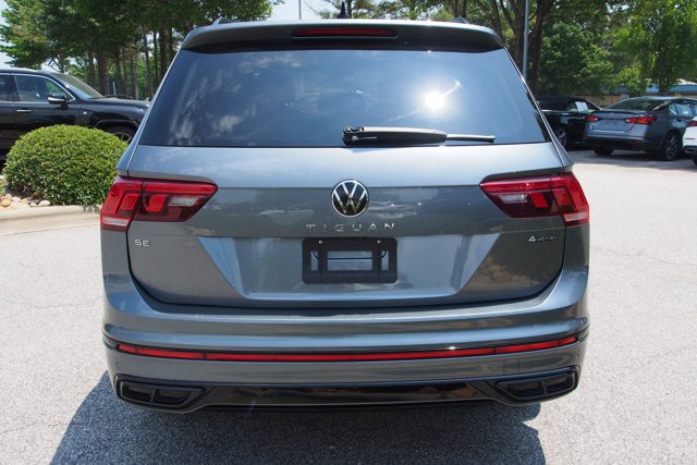 Used 2022 Volkswagen Tiguan SE R-Line AWD/4WD image 7