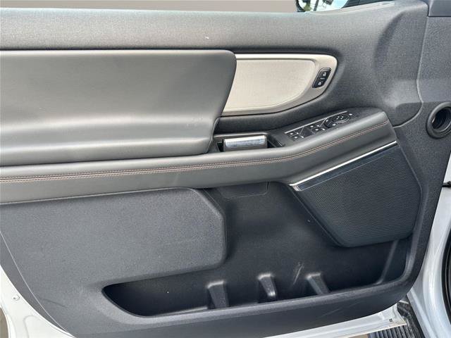 Certified 2025 Ford Expedition Active AWD/4WD image 12