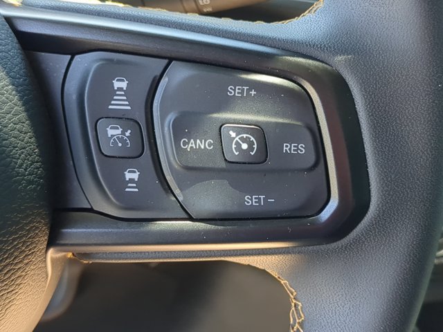 Used 2024 Jeep Wrangler Unlimited Sport AWD/4WD image 18
