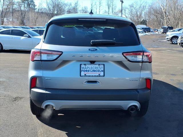 Certified 2021 Ford Escape SE image 4
