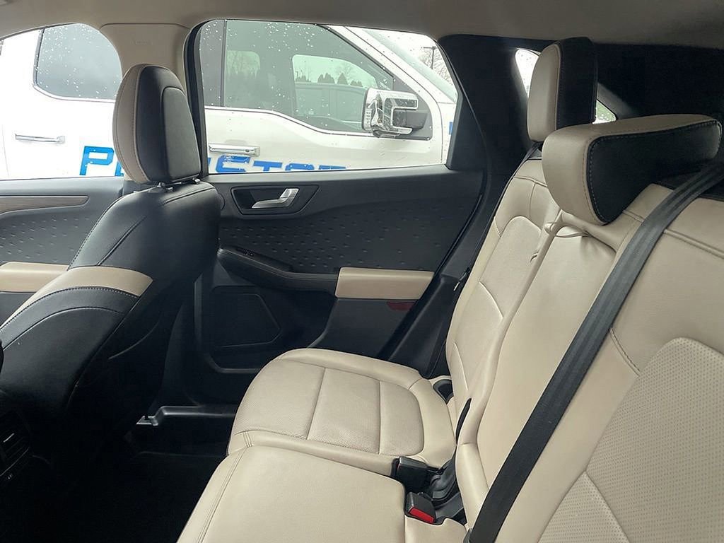 Certified 2020 Ford Escape Titanium image 7