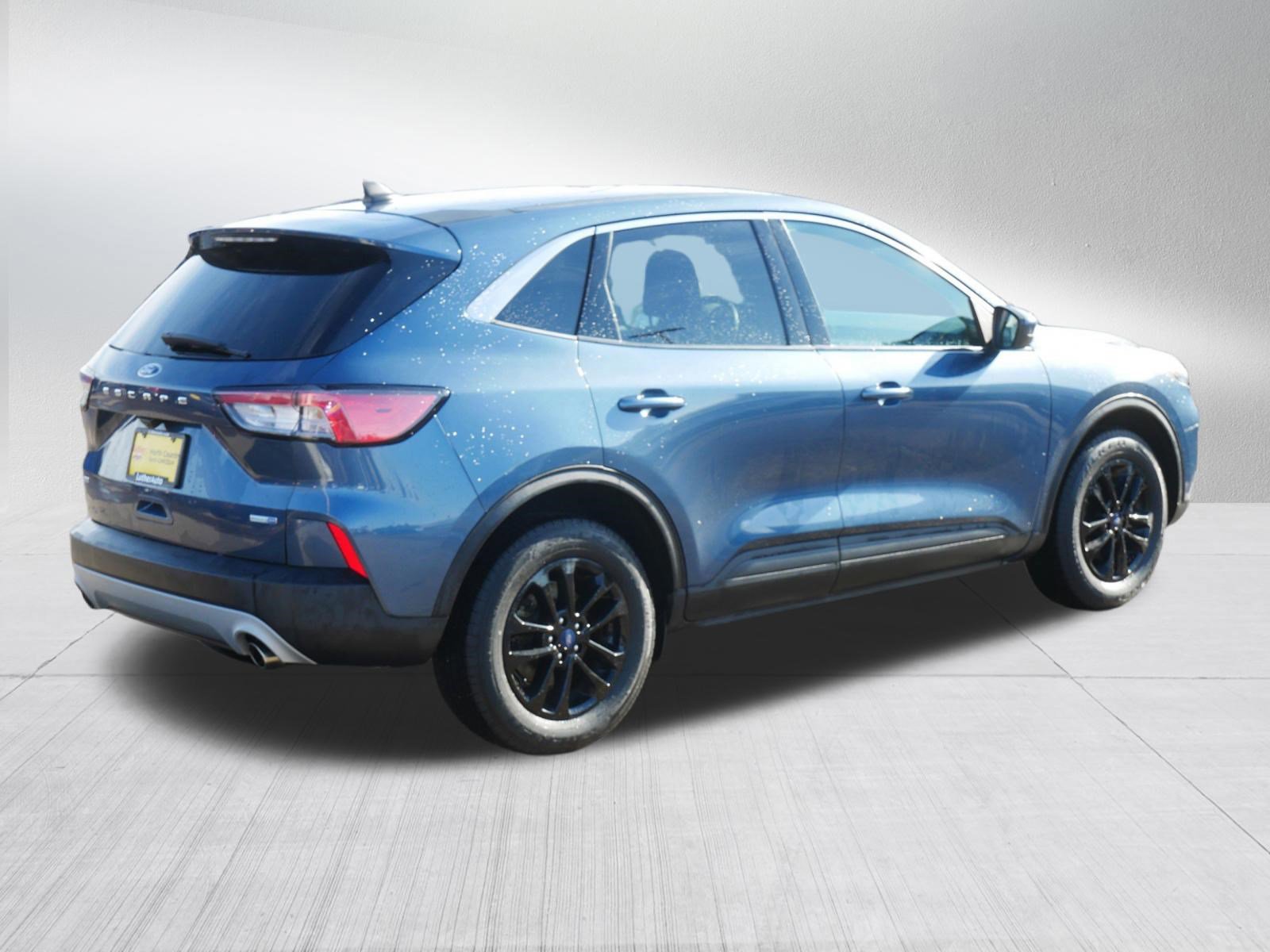 Certified 2020 Ford Escape SE image 5