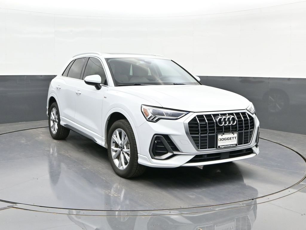 Used 2023 Audi Q3 2.0T Premium Plus w/ Premium Plus Package image 22