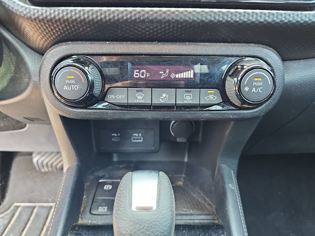 Used 2022 Nissan Kicks SV FWD image 22