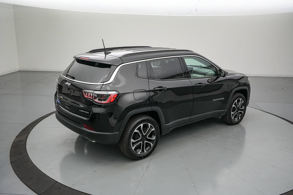 Used 2022 Jeep Compass Limited AWD/4WD image 4