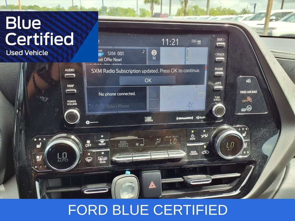 Used 2020 Toyota Highlander Limited FWD image 23