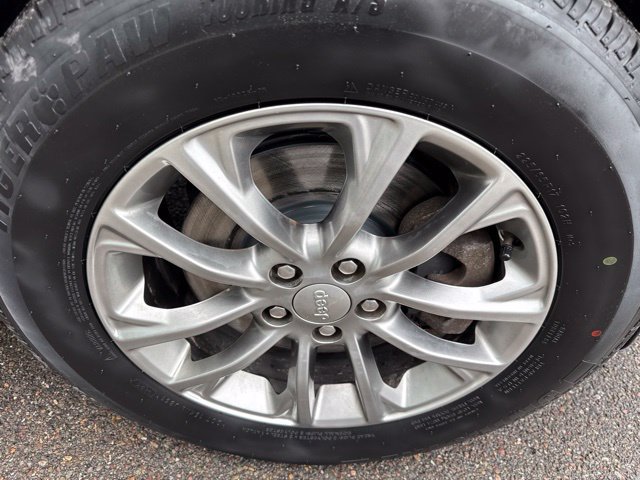Used 2021 Jeep Cherokee Latitude Lux AWD/4WD image 13