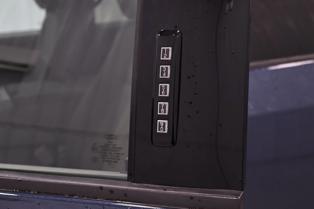 Certified 2019 Ford F150 XLT w/ Equipment Group 302A Luxury image 40