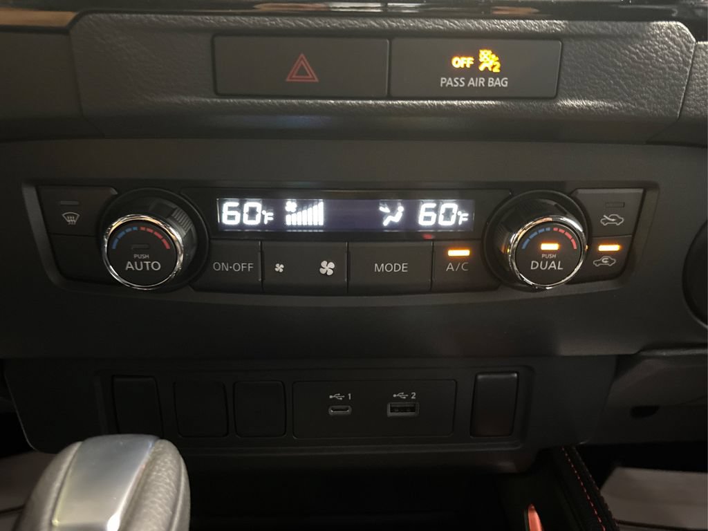 Used 2022 Nissan Frontier PRO-4X w/ Off-Road Protection Package AWD/4WD image 32