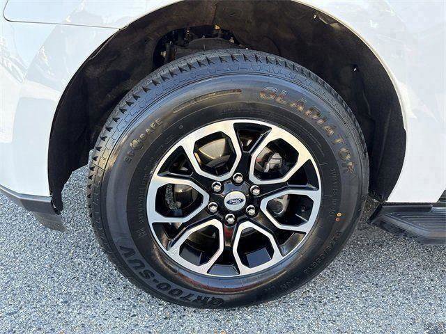 Certified 2024 Ford Expedition Max XLT image 34