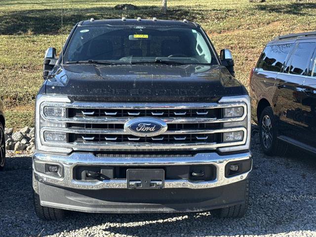 Certified 2025 Ford F250 Lariat w/ Lariat Ultimate Package image 2