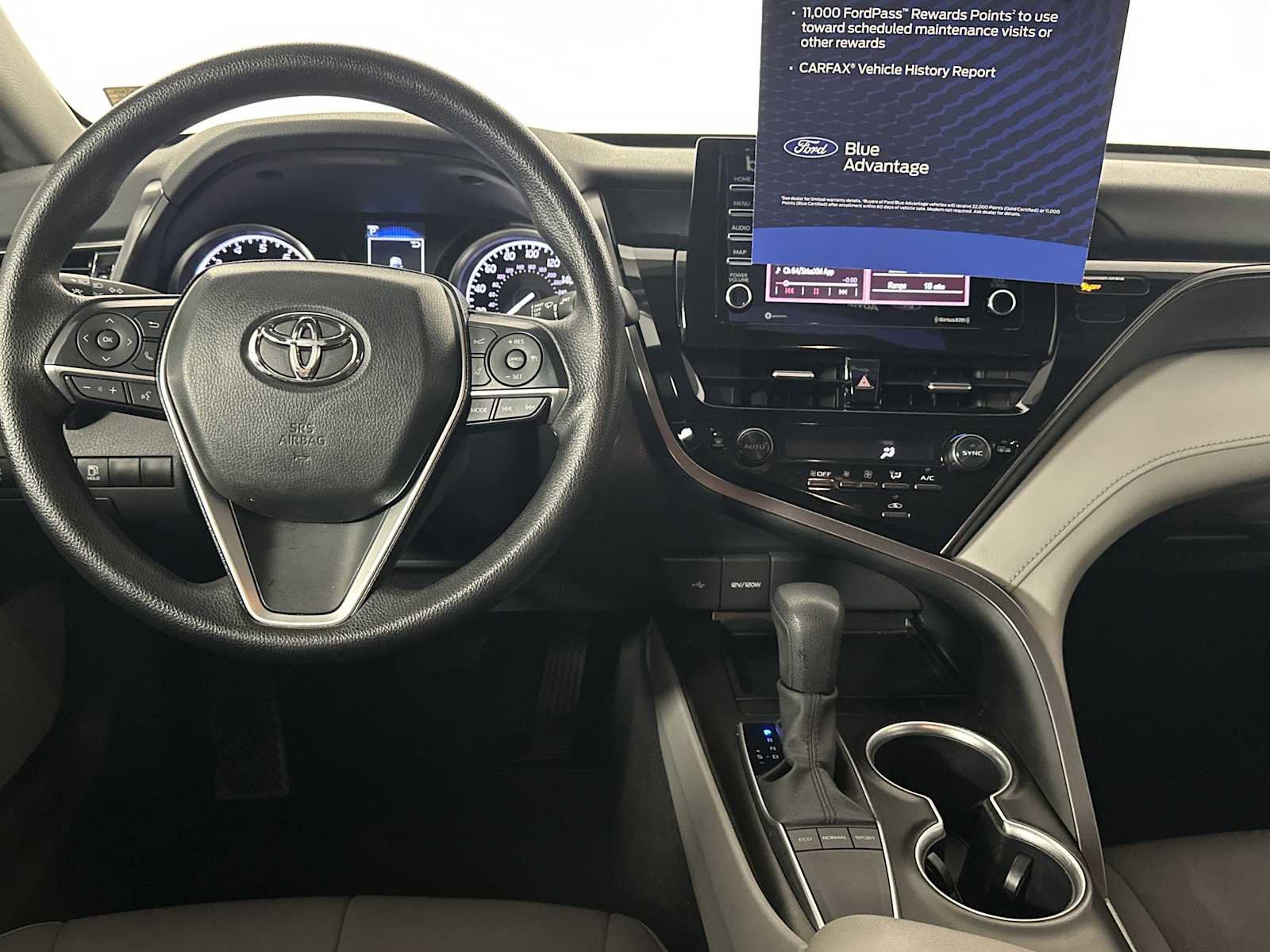 Used 2024 Toyota Camry LE w/ Convenience Package FWD image 28