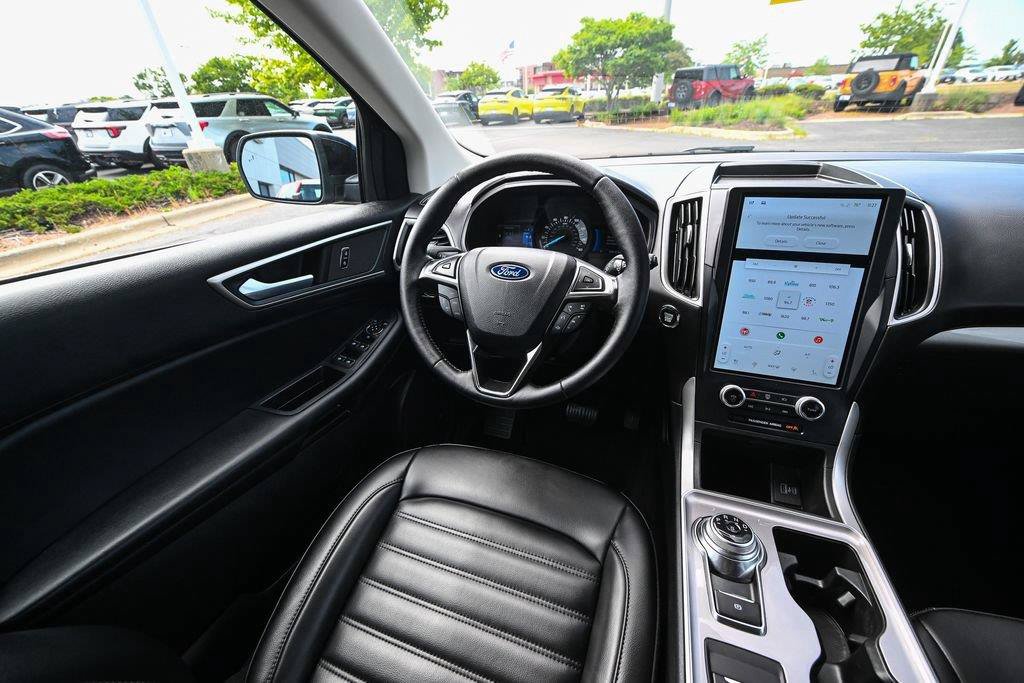 Certified 2024 Ford Edge SEL w/ Convenience Package AWD/4WD image 33
