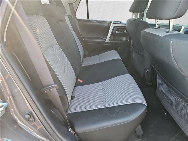 Used 2018 Toyota 4Runner SR5 AWD/4WD image 19