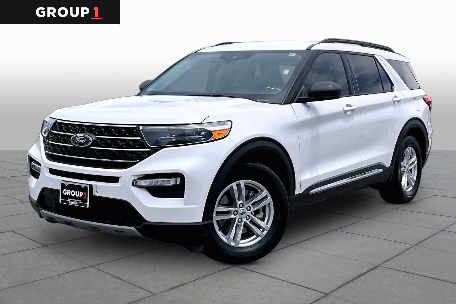 Certified 2022 Ford Explorer XLT w/ Equipment Group 202A
