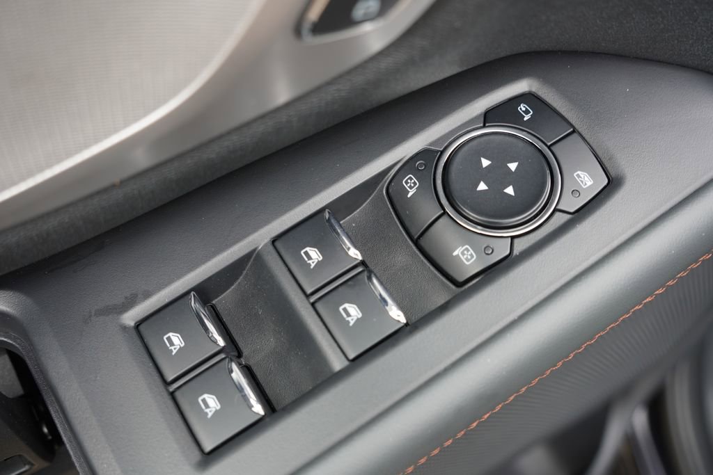 Certified 2025 Ford Expedition Active AWD/4WD image 26