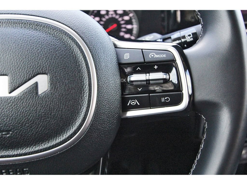 Used 2023 Kia Sorento S w/ Panoramic Sunroof Package FWD image 18