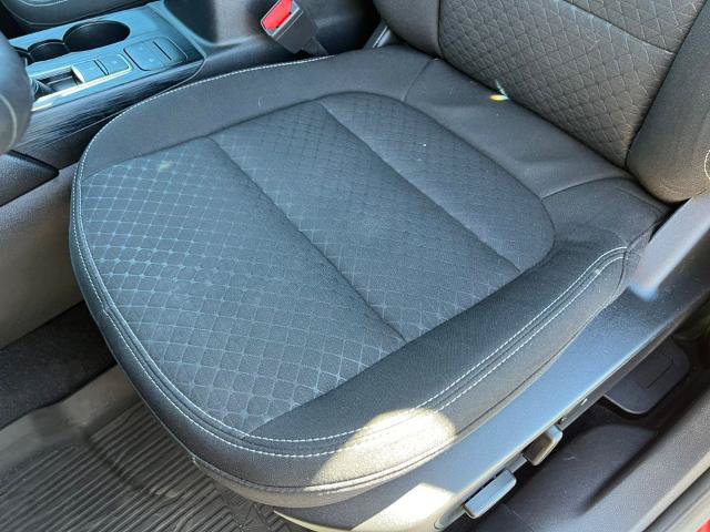 Certified 2023 Ford Escape Active AWD/4WD image 9