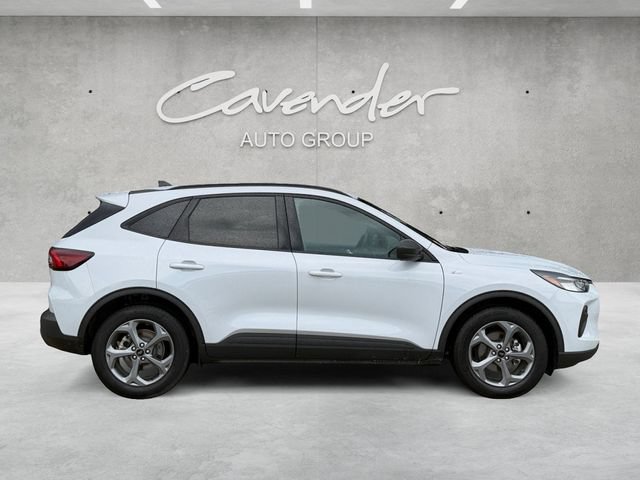Certified 2025 Ford Escape ST-Line FWD image 18
