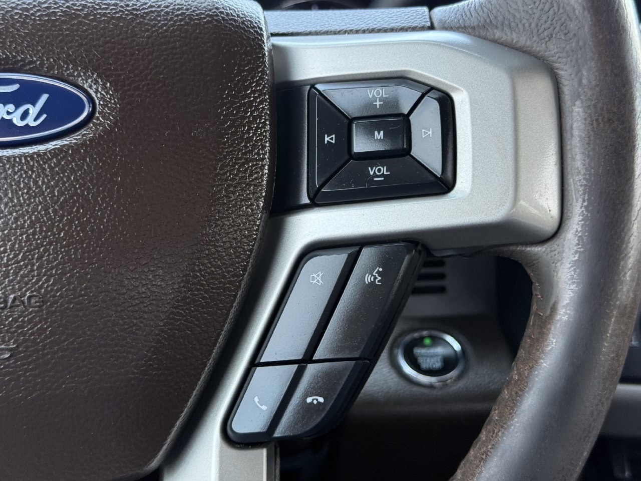 Certified 2018 Ford F250 King Ranch w/ King Ranch Ultimate Package AWD/4WD image 13
