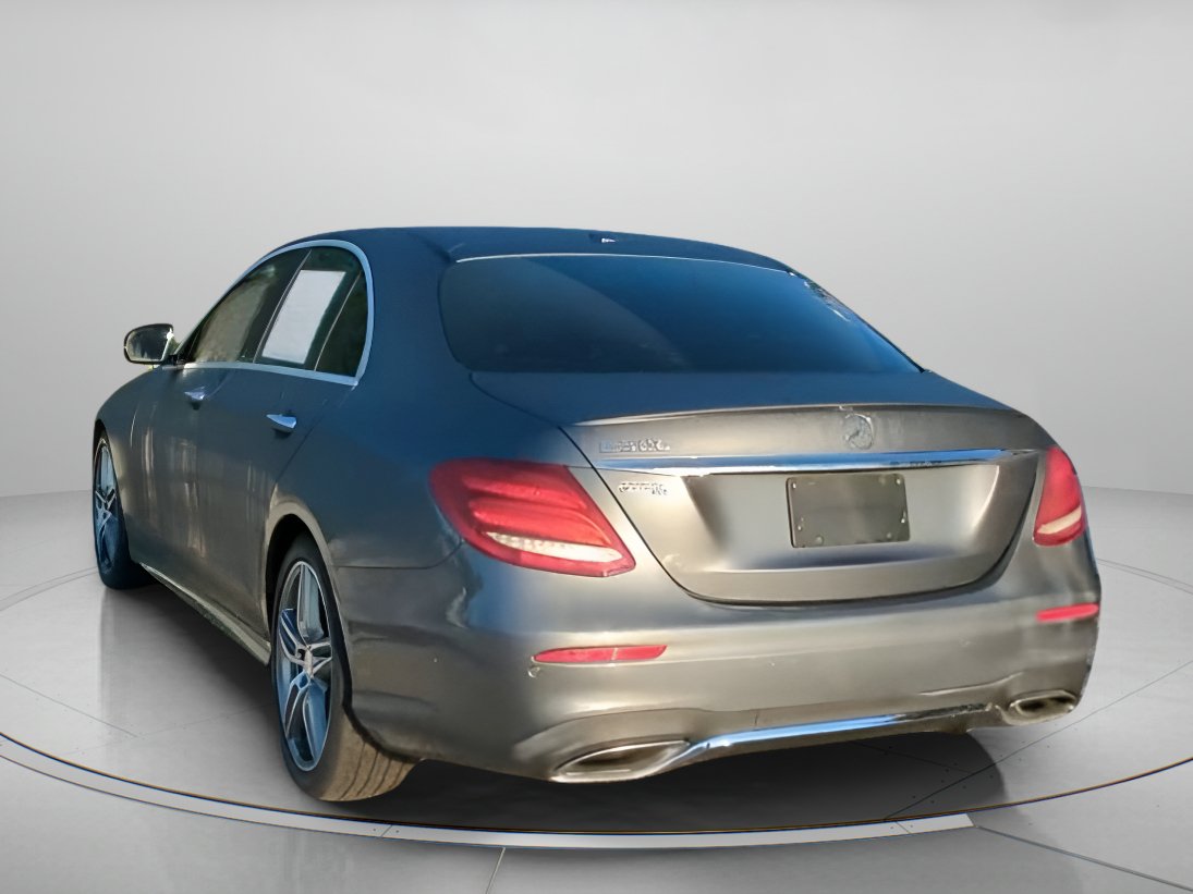 Used 2017 Mercedes-Benz E 300 image 22