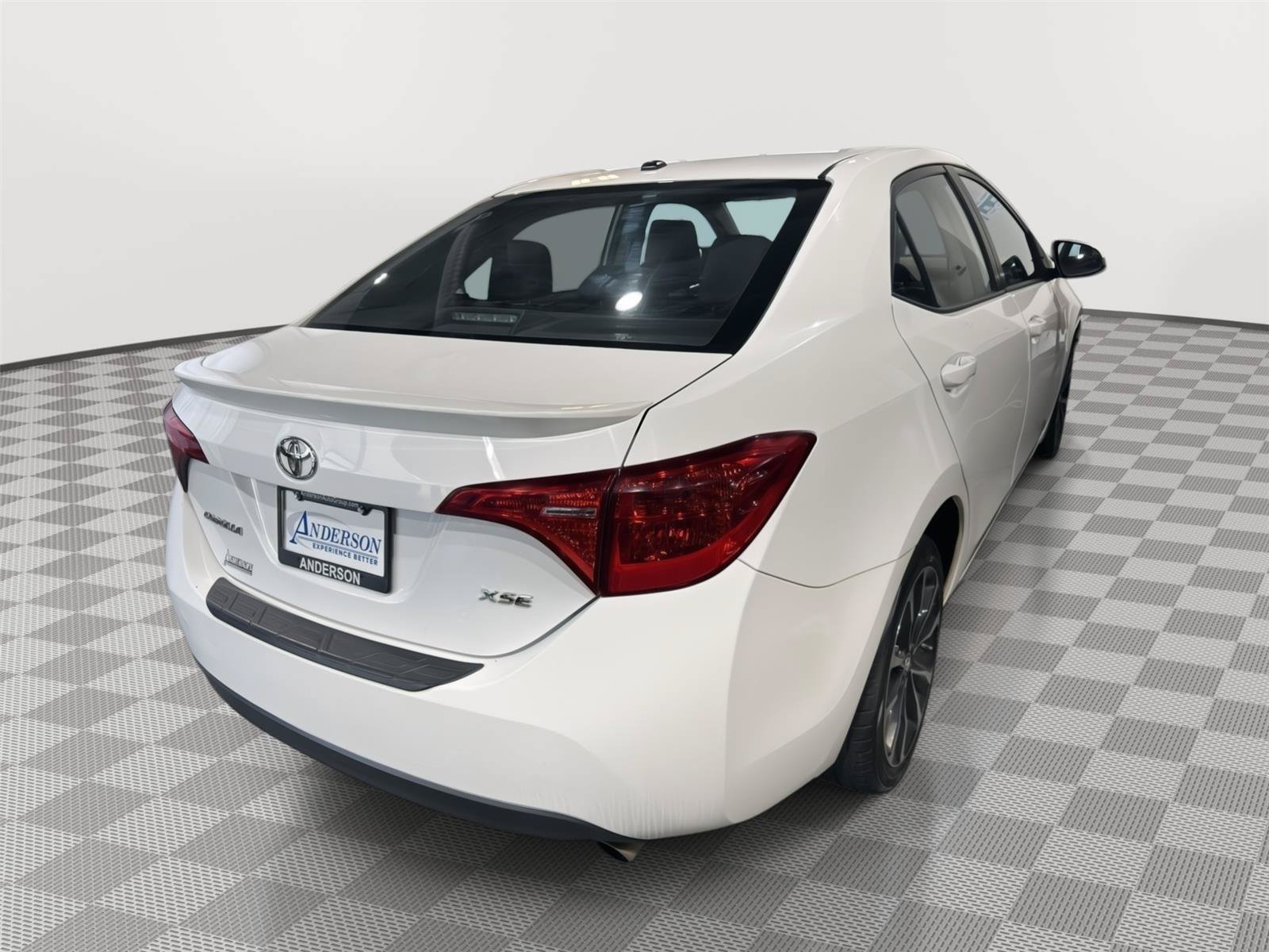 Used 2017 Toyota Corolla XSE w/ Carpet Mat Package (TMS) FWD image 7