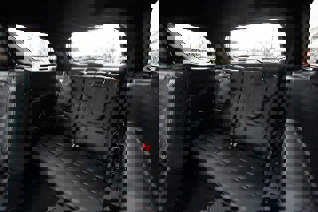 Certified 2025 Ford Explorer ST image 9