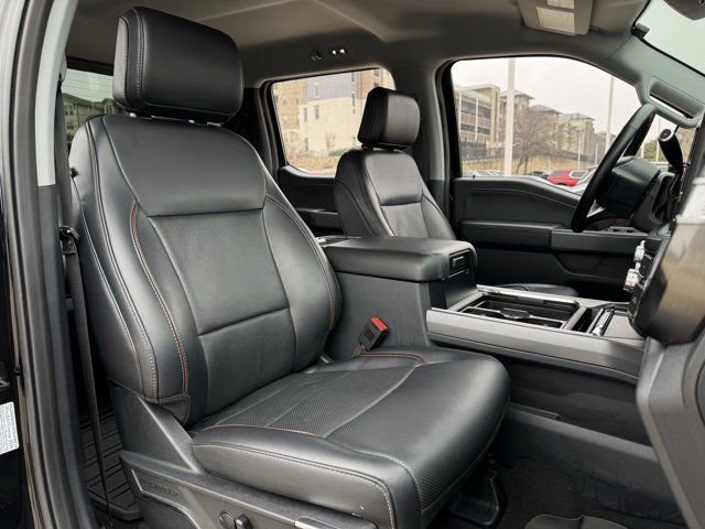 Certified 2024 Ford F250 Lariat w/ Black Appearance Package image 34