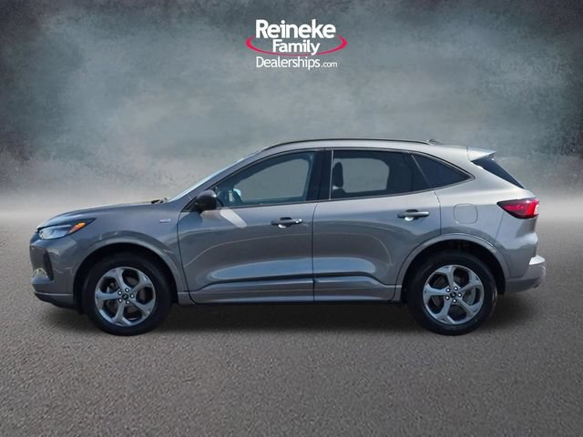 Certified 2024 Ford Escape ST-Line w/ Tech Pack #1 AWD/4WD image 9