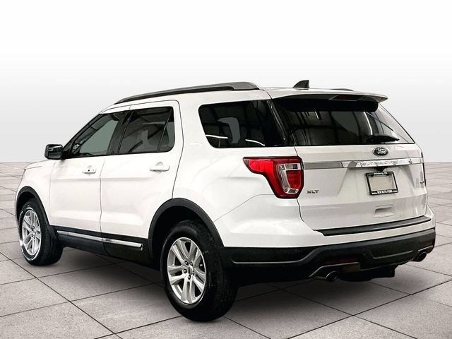 Certified 2018 Ford Explorer XLT AWD/4WD image 10