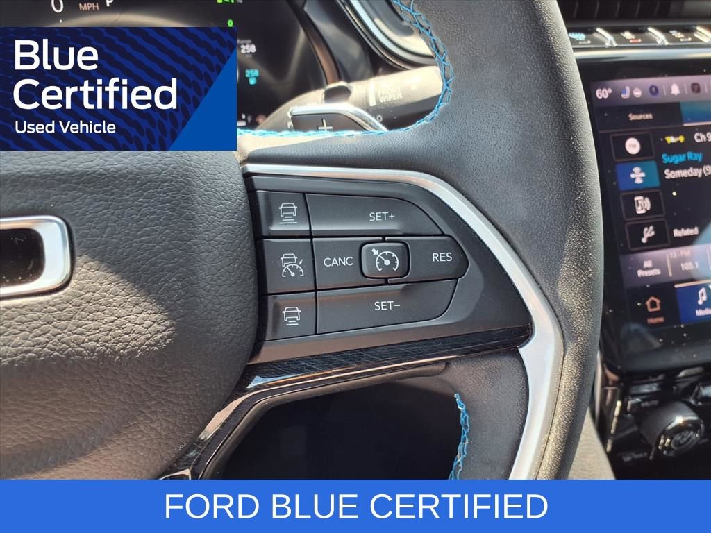 Used 2022 Jeep Grand Cherokee Trailhawk w/ Advanced Protech Group II AWD/4WD image 19
