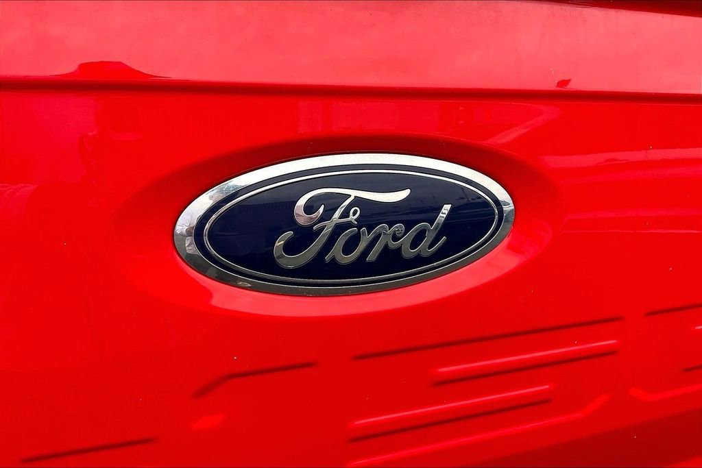 Certified 2021 Ford F150 XL w/ STX Appearance Package AWD/4WD image 7