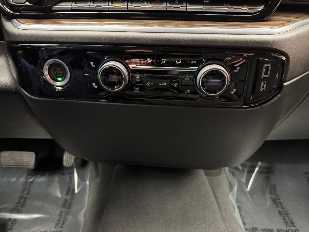 Used 2024 Chevrolet Silverado 1500 LT image 19