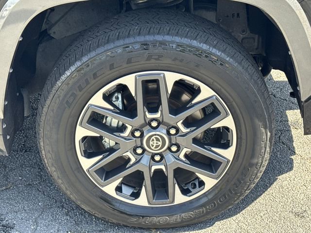 Used 2022 Toyota Tundra Limited AWD/4WD image 12