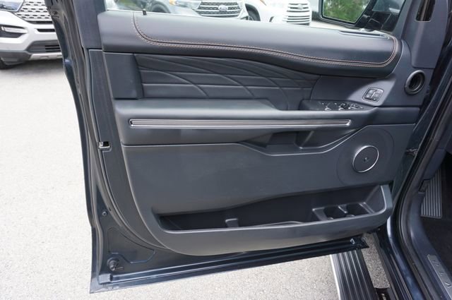 Certified 2022 Ford Expedition Max Platinum RWD image 29